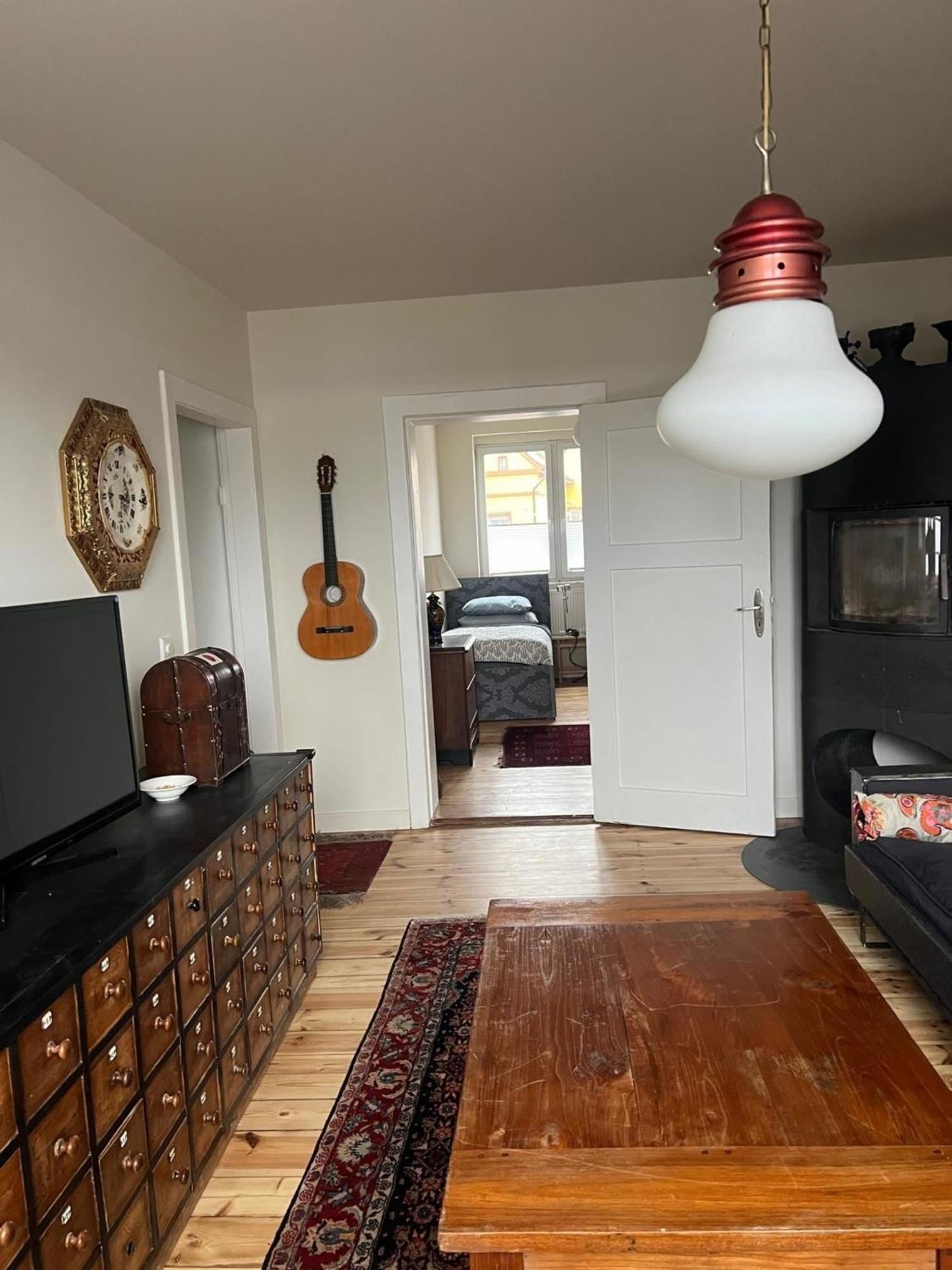 Antike Wohnmoeglichkeit Kurz Und Langfristig 100Qm Erdgeschoss Apartment Lauchhammer Exterior foto
